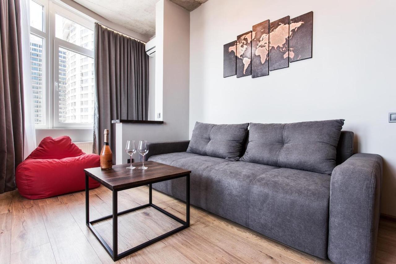 Arcadia Loft Style Apartment Odesa Exterior photo
